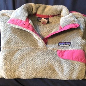 Patagonia Women’s pullover fleece